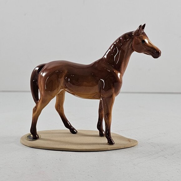 Hagen Renaker Swaps Thoroughbred Racehorse Miniature Figurine - Picture 2 of 9